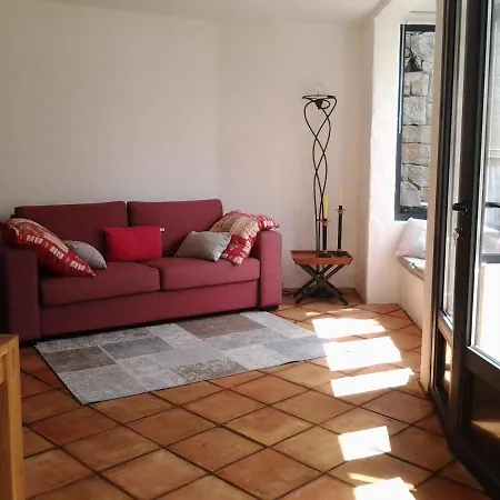 4 Apartamento *